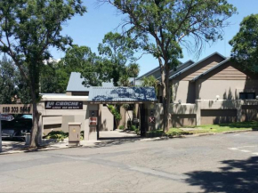 La Croche Guest Lodge